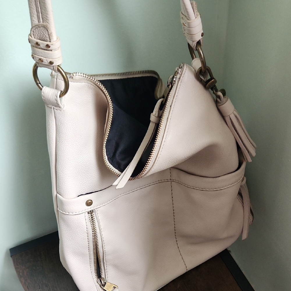 Rhe Sak Cream Leather Shoulder Bag